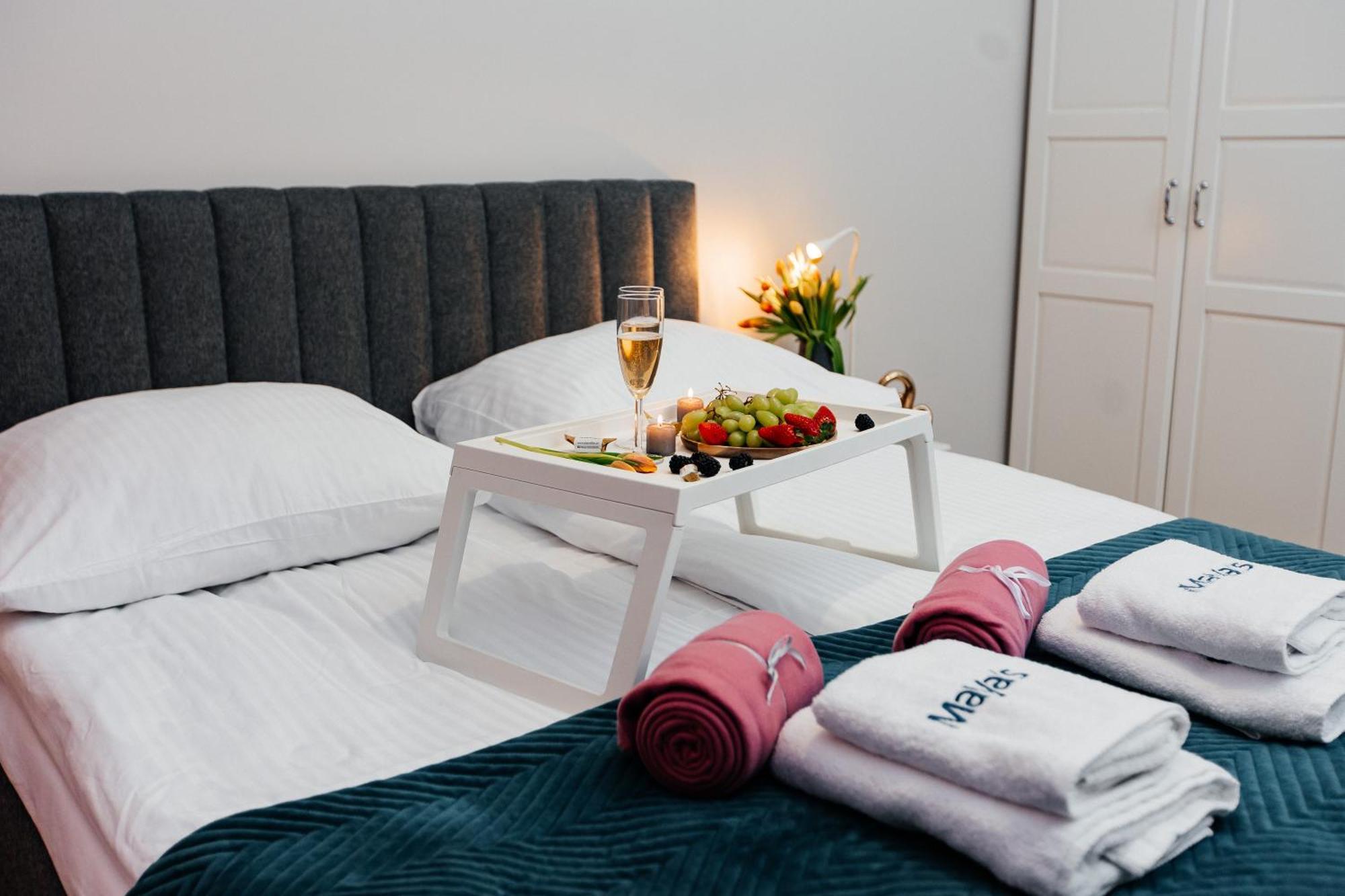 Maya'S Flats & Resorts 59 - Most Milosci Gdańsk Buitenkant foto