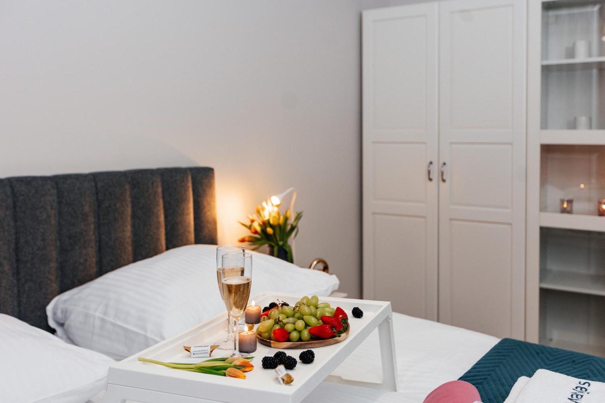 Maya'S Flats & Resorts 59 - Most Milosci Gdańsk Buitenkant foto